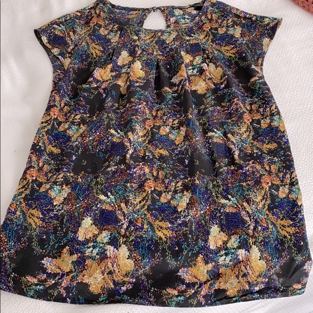 Limited Colorful Printed Top- M